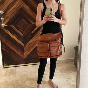 New - Crossbody folder over leather purse